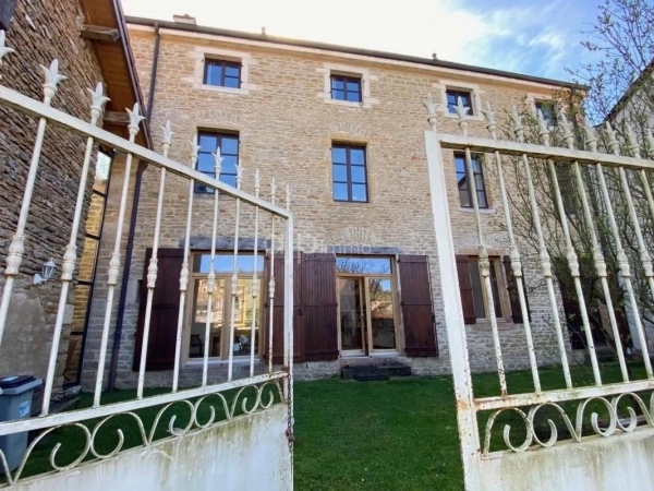 Vente Maison 210m² 6 Pièces à Cluny (71250) - Ajp Transactions
